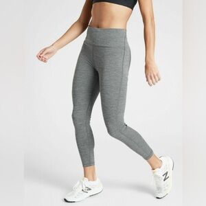 NWT ATHLETA ATHLETA Ultimate Stash Pocket 7/8 Tight/ GREY
